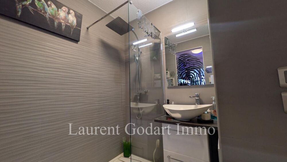 Vente Appartement Appartement 2 pièces 48 m2 avec cellier et Parking Bordeaux