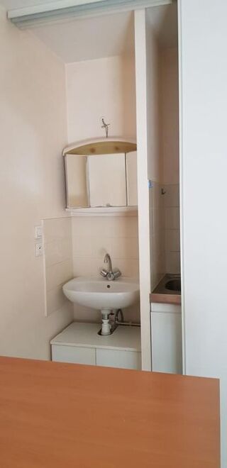  Appartement � louer 1 pi�ce 9 m�