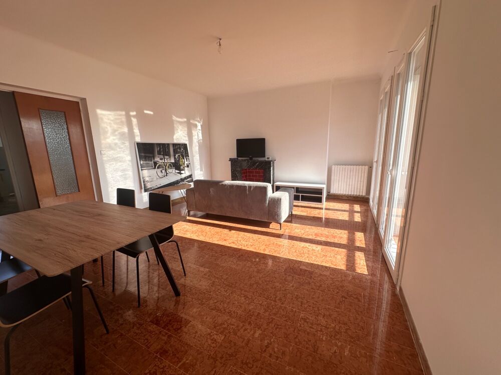 AJACCIO St Jean - T4 80m2 avec terrasse, vue dégagée, grenier et parking privé - 290000 € -