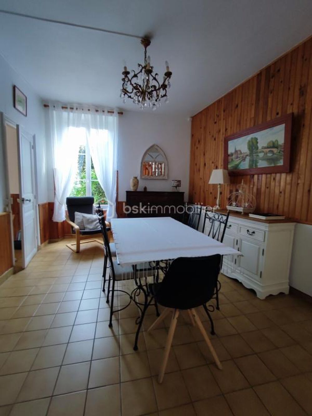 Vente Maison Maison bourgeoise de 100 m² avec cave et extérieurs Pont sur yonne