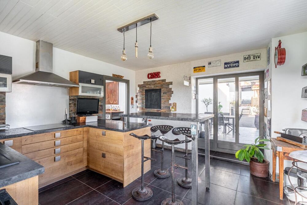 � vendre  Maison Massieux (01600)