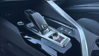 3008 II 1.2 PureTech 130 EAT8 Gt Pack - Automatique Entretien con 2021 occasion 69410 Champagne Au Mont D Or
