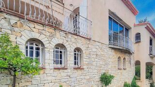  Villa à vendre 8 pièces 266 m²