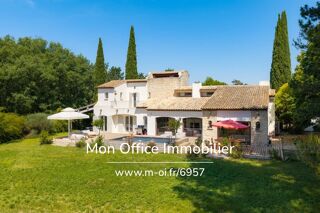  Villa à vendre 7 pièces 222 m²