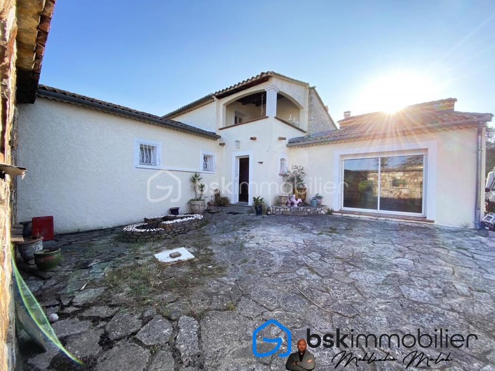 maison atypique de 208 m² SAINT-CHRISTOL-LES-ALES