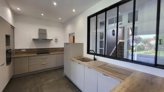  Maison � vendre 11 pi�ces 280 m�