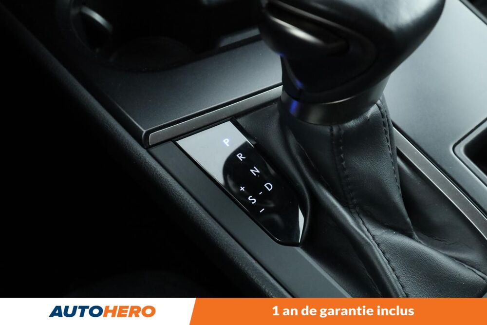 UX 250h Pack Business 2WD 184 ch 2023 occasion 92130 Issy-les-Moulineaux