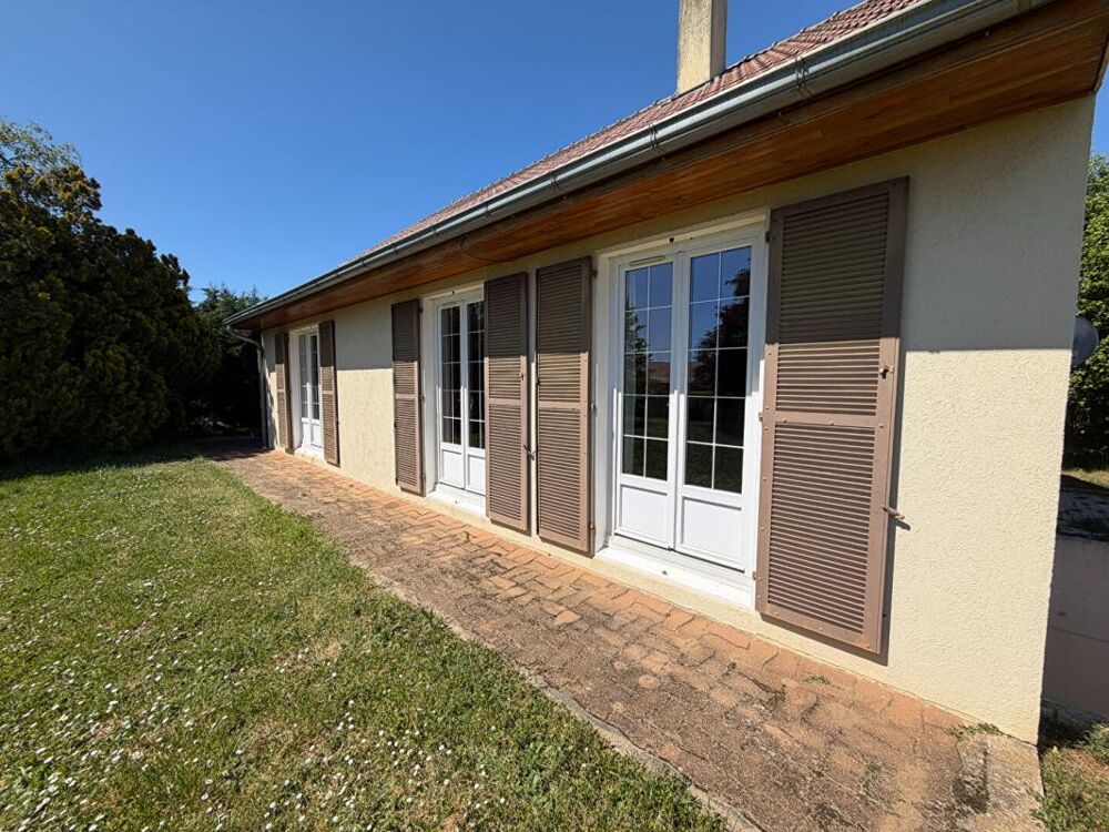 Joli pavillon sur sous sol dans un secteur calme de La Charité sur Loire