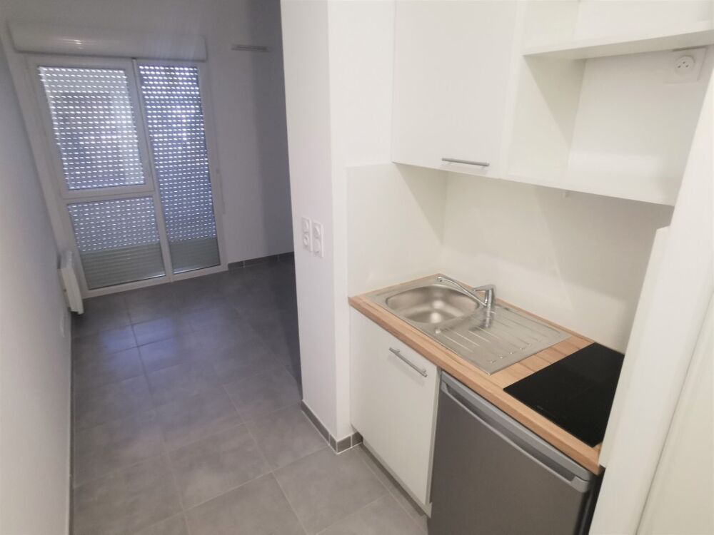 Location Appartement Studio avec parking à La Garde La garde