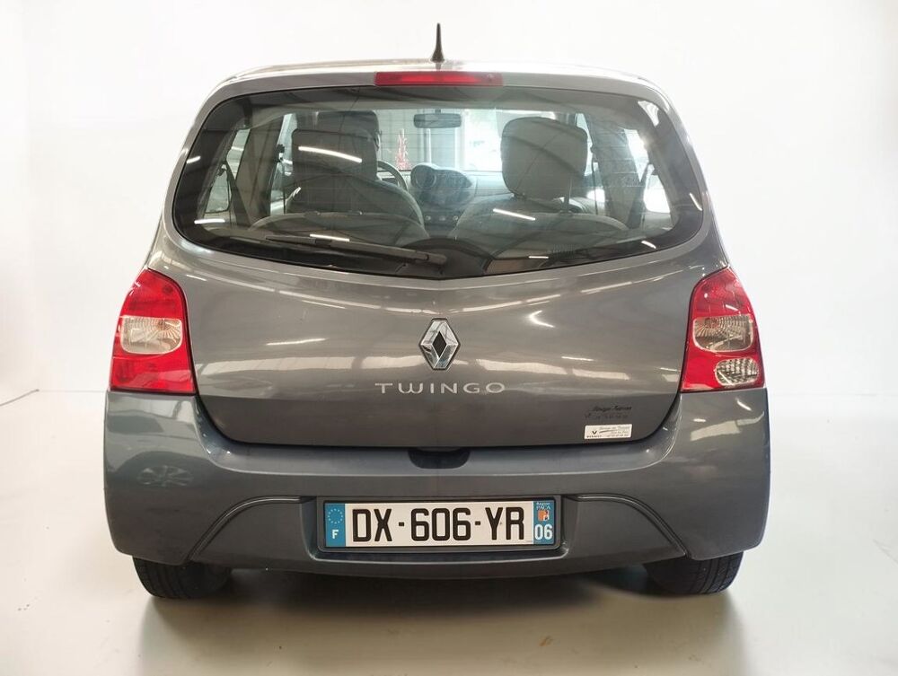 Twingo II 1.2 75 DYNAMIQUE 3P 2007 occasion 06640 Saint-Jeannet