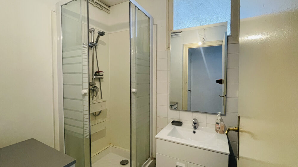 Location Appartement Dpt Gironde (33), à louer BORDEAUX appartement T2 d'environ 54 m² Bordeaux