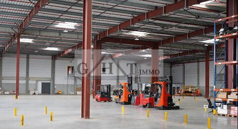 A LOUER GRETZ ARMAINVILLIER  ENTREPOTDE 12 000 M&sup2; 39900 77220 Gretz armainvilliers