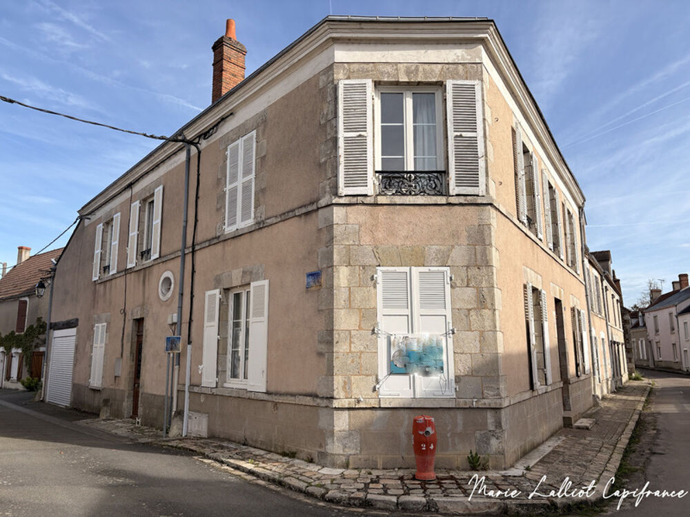 Maison 8 pièces 162 m² · à Boynes · 162 m² · 243 800 €