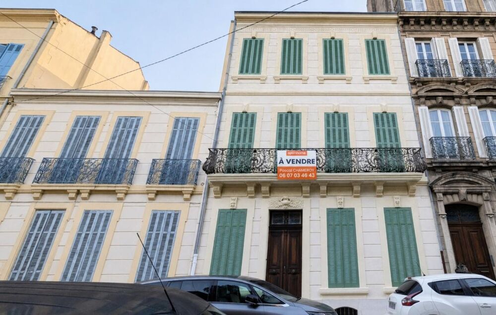 Maison 10 pièces 247 m² · à Salon de Provence · 247 m² · 970 000 €