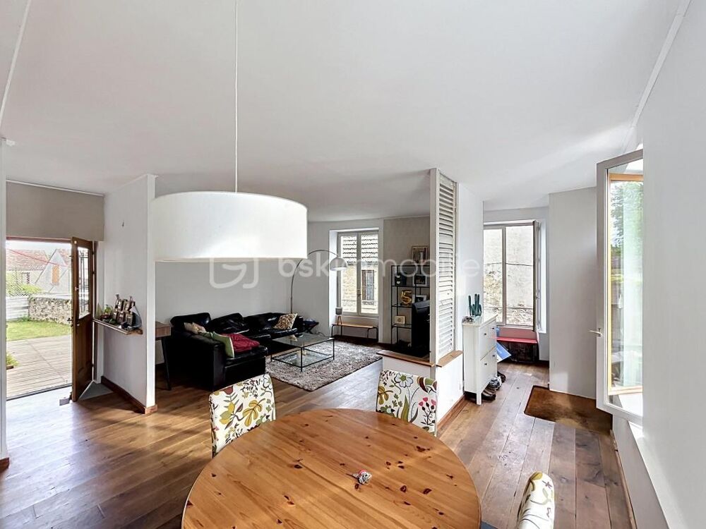 Maison 5 chambres environnement calme avec gare