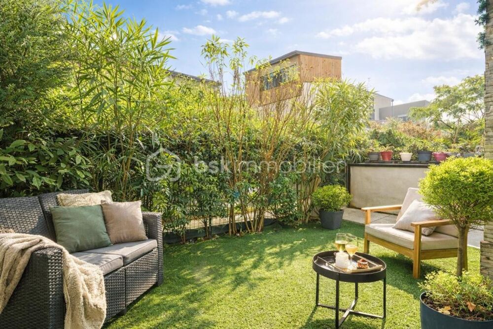 APPARTEMENT AVEC JARDIN & ROOFTOP  AU CALME À ROMAINVILLE