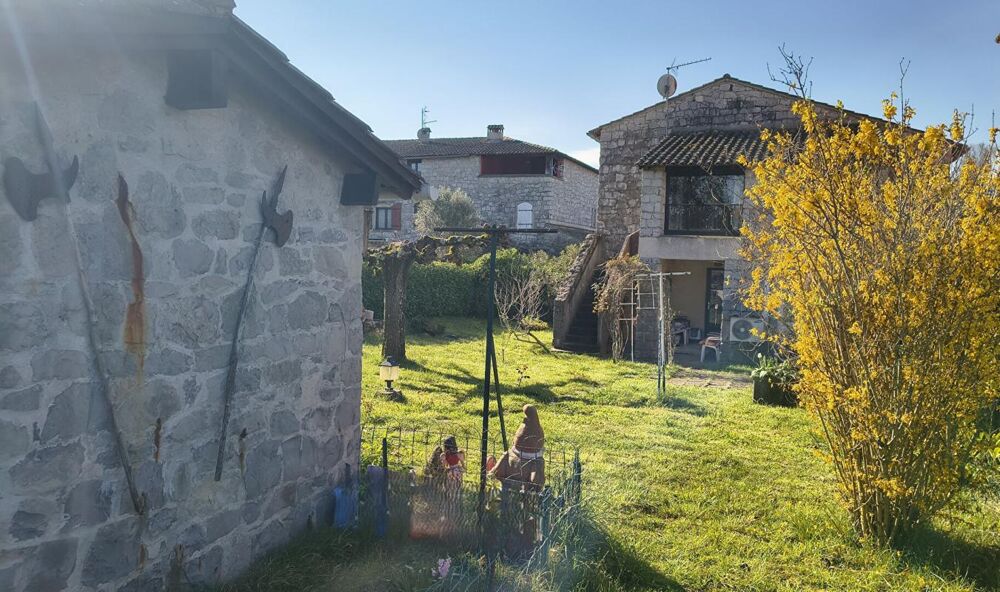 Maison de charme en pierre 90.9 M² CARREZ . Jardin, Mazet en pierres et Forage privatif
