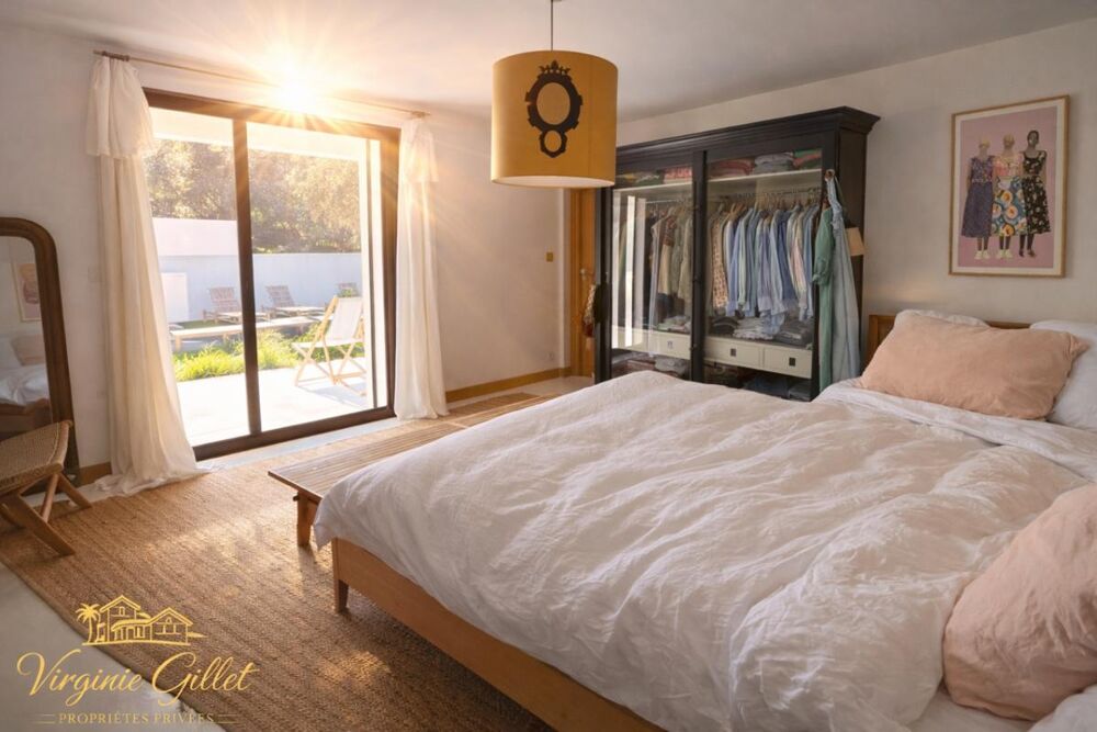 Villa contemporaine de plain-pied à quelques minutes des plages de Pinarello