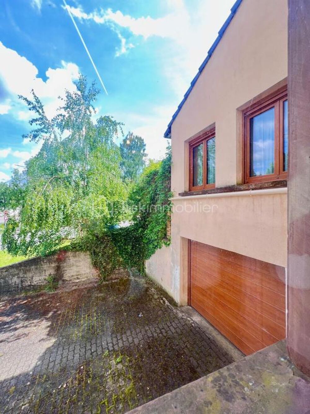 Grande maison familiale avec jardin, terrasse et beau potentiel à Forbach