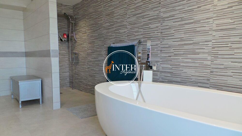 � vendre  Villa Les Issambres (83380)