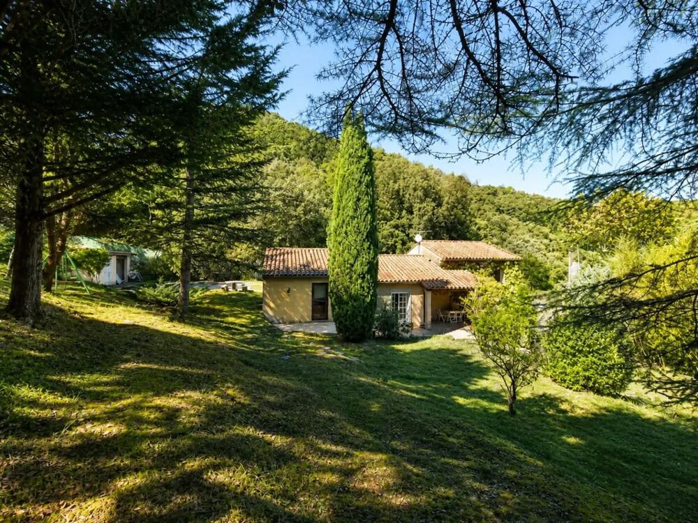 Maison de 8 pièces de 169 m² à Saint-Pons-de-Thomières