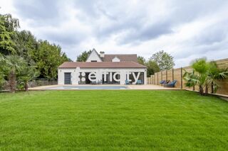  Maison � vendre 9 pi�ces 330 m�