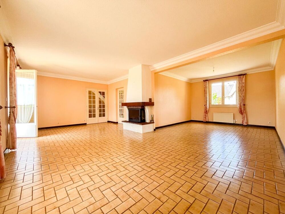 Maison Courmemin 8 pièce(s) 173.06 m2