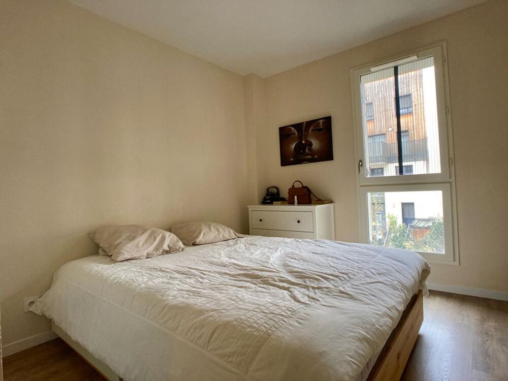 Vente Appartement Vente T3 65m2 BORDEAUX (33300) Bordeaux