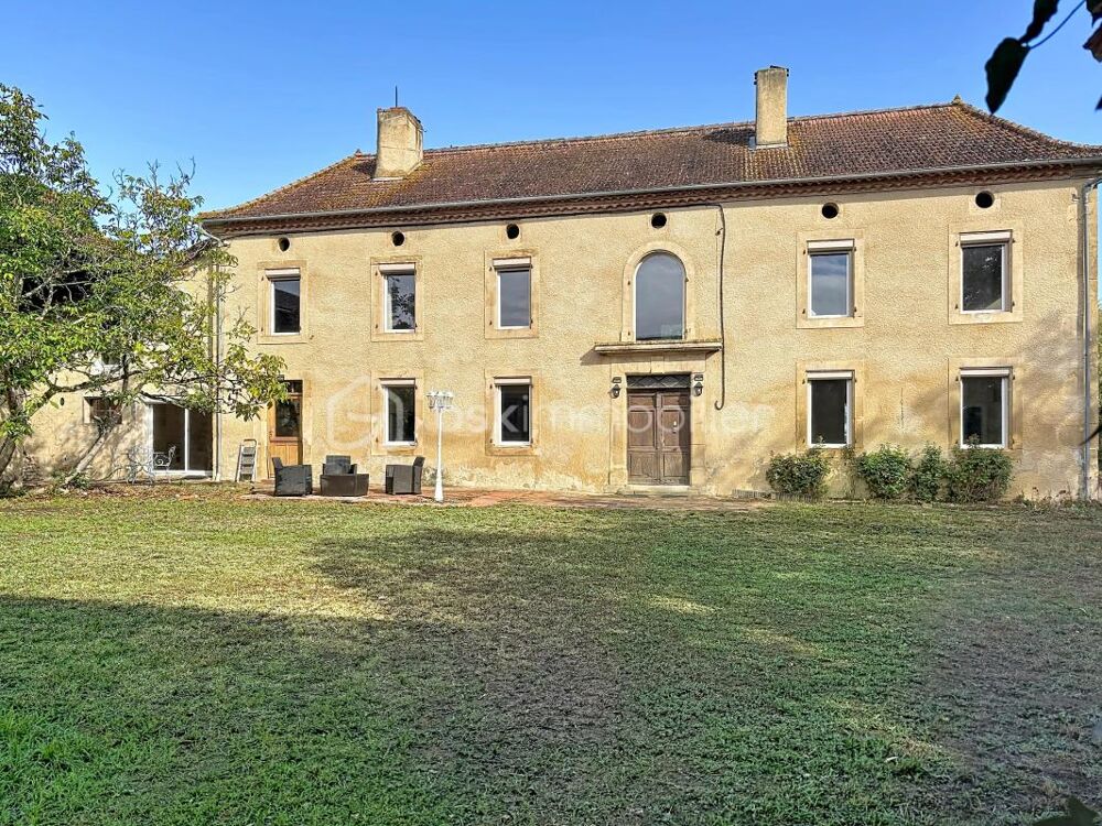 Maison 9 pièces 380 m² · à Montaut · 380 m² · 410 000 €