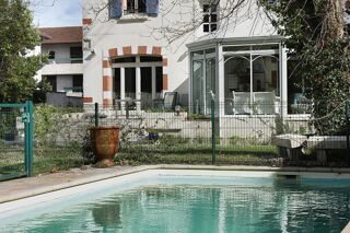  Propri�t�/ch�teau � vendre 8 pi�ces 224 m�