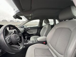 A3 III (2) SPORTBACK 35 TDI 150 DESIGN 2018 occasion 78240 Chambourcy