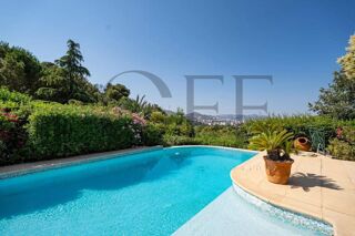  Villa à vendre 6 pièces 206 m²
