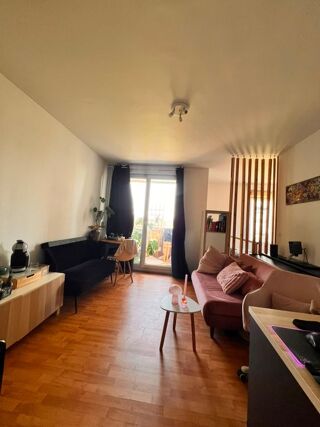  Appartement à louer 1 pièce 34 m²