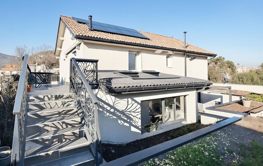 Vente Maison CESSY (01) Maison à vendre 6 pièces 181 m² - Terrain 980 m² - Quartier résidentiel - Cessy