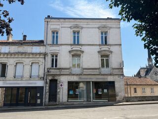  Immeuble à vendre 12 pièces 320 m²