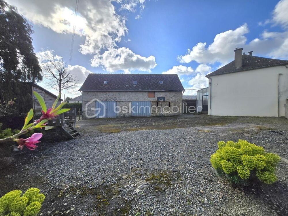 Entre Laval et Mayenne pavillon 4 chambres 3500m² de terrain
