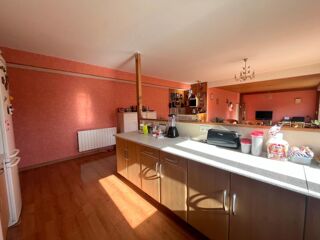  Maison à vendre 11 pièces 221 m²