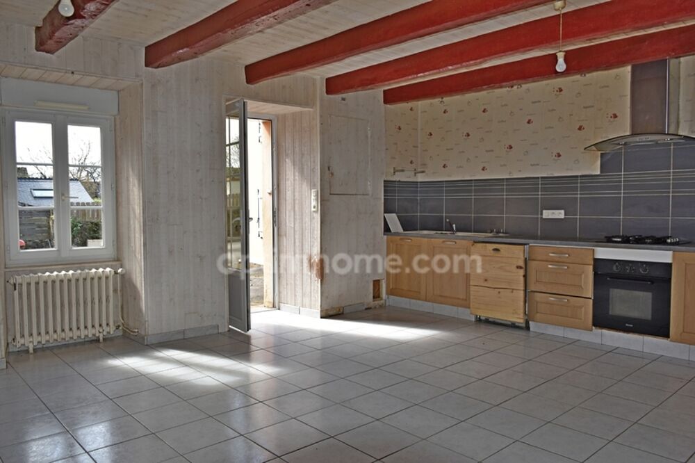 Maison à vendre 6 pièces, 5 chambres, un garage, centre SAINT CONGARD (56)