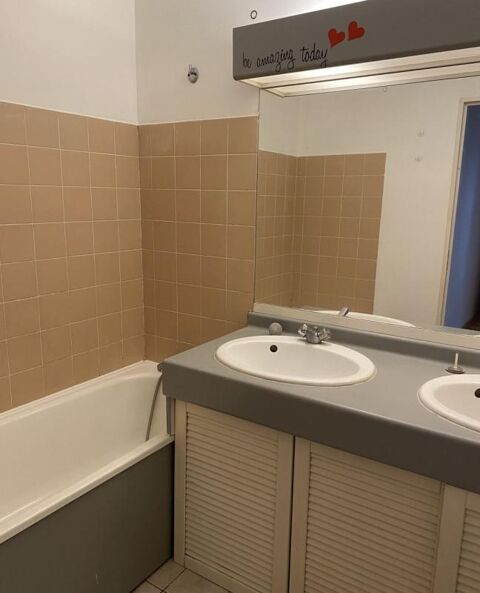  Appartement � louer 4 pi�ces 85 m�