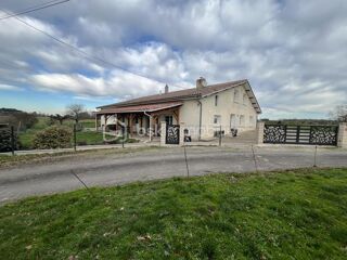 Propriété/château à vendre 10 pièces 240 m²