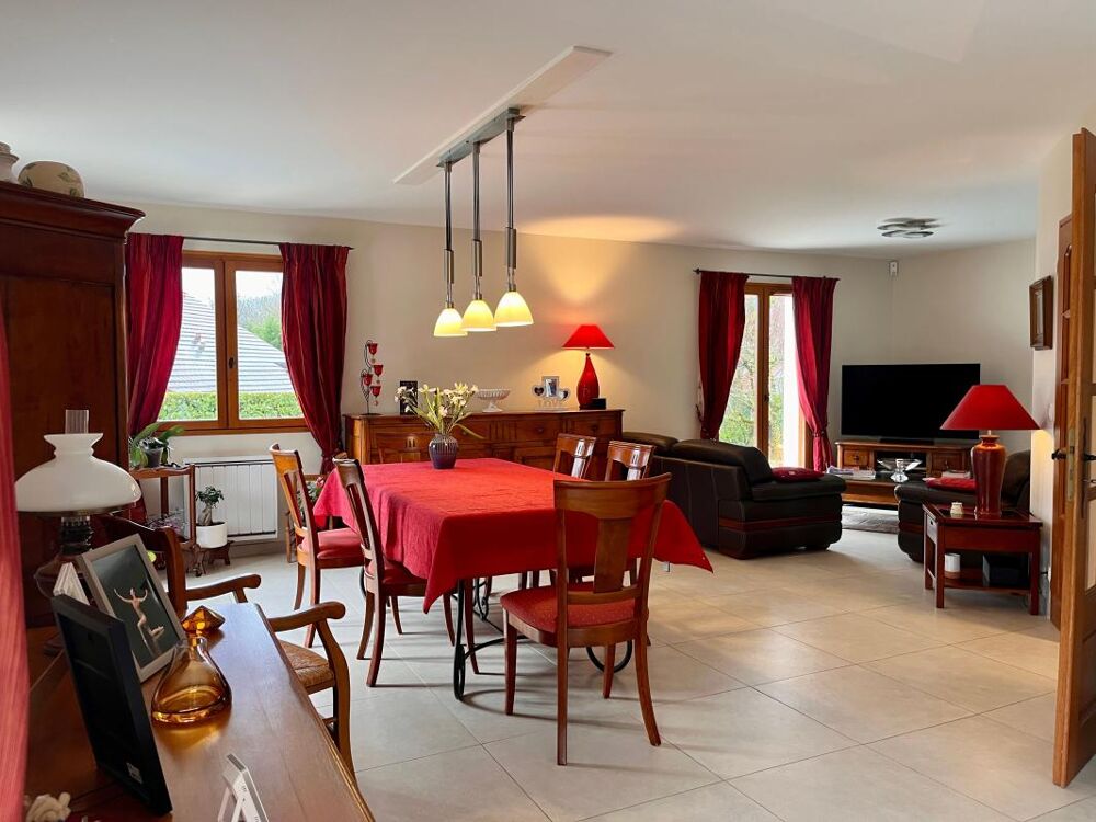 � vendre  Maison Chevry (01170)