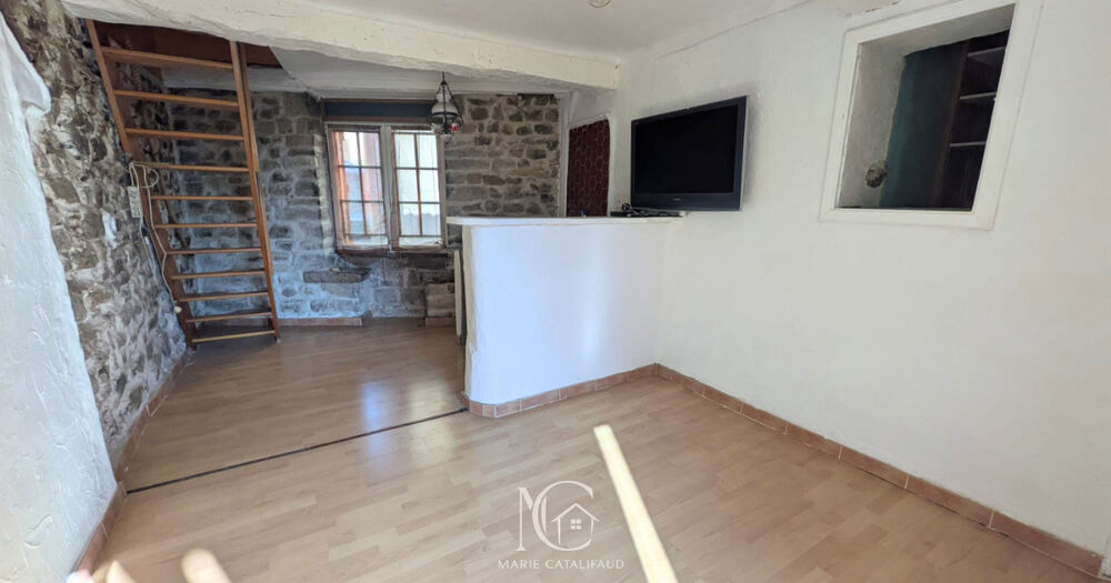 Vente Maison Maison de village avec FORT POTENTIEL et beaucoup de CHARME - ROQUEBRUNE SUR ARGENS Roquebrune sur argens