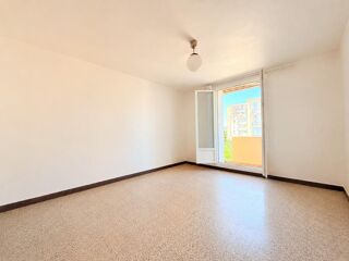  Appartement à louer 3 pièces 57 m²