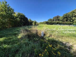  Terrain à vendre 553 m²