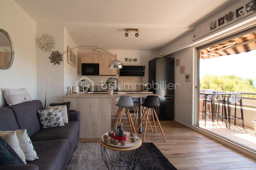Vente Appartement La Seyne-sur-Mer – T2 rénové avec terrasse et aperçu mer, à 300 m de la plage La seyne sur mer