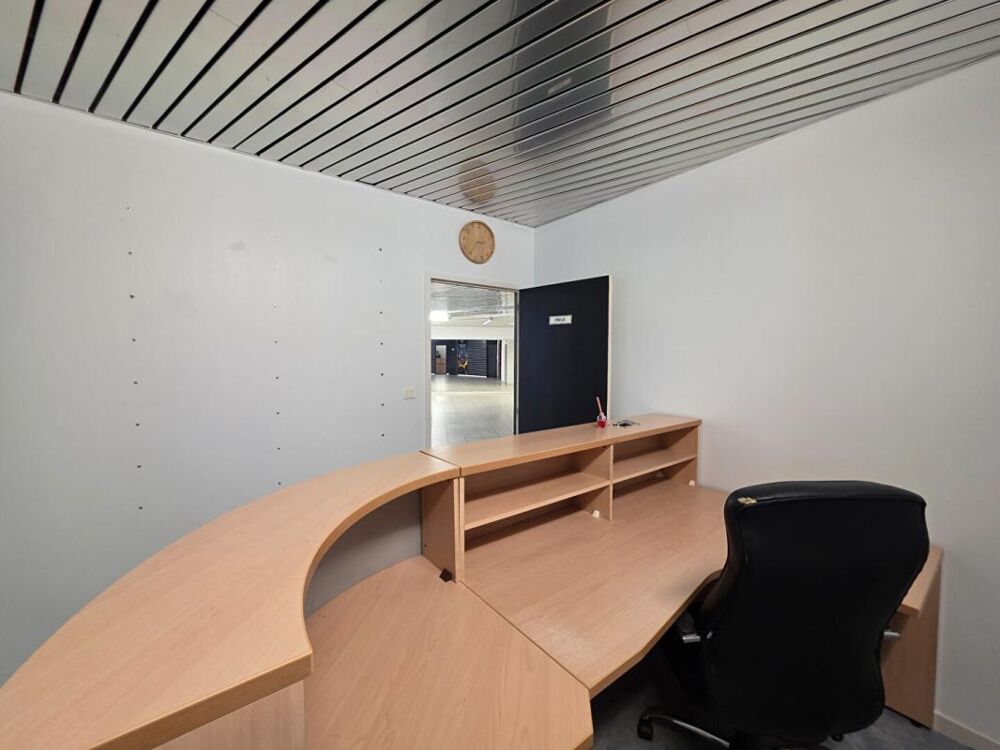 Vente Immeuble EXCLUSIVITE , MANOSQUE, LOCAL COMMERCIAL de 144 m² en RDC de l'immeuble du MANUESCA Manosque