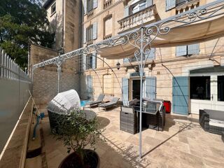  Immeuble à vendre 15 + pièces 400 m²