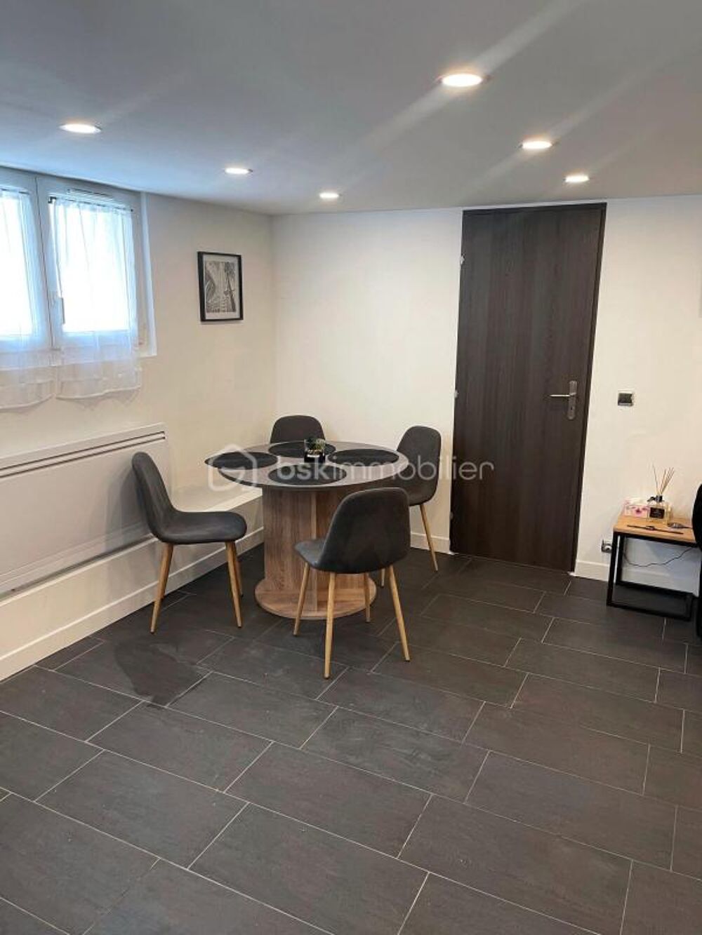 'Local d'habitation en souplex rénové à Livry-Gargan  Usage location saisonnière uniquement'