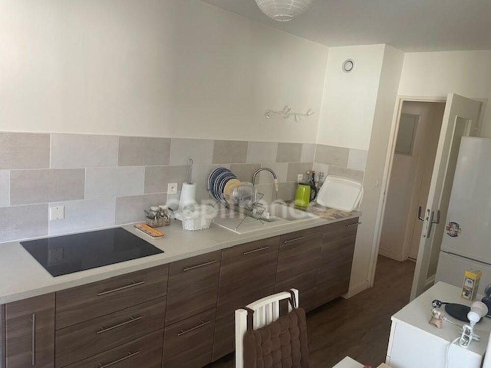 MARSEILLE 8e, Appartement T2 MEUBLE 53m² + BOX 16m2 + TERRASSE SUD 8m2 + CAVE / 295 000 EUROS