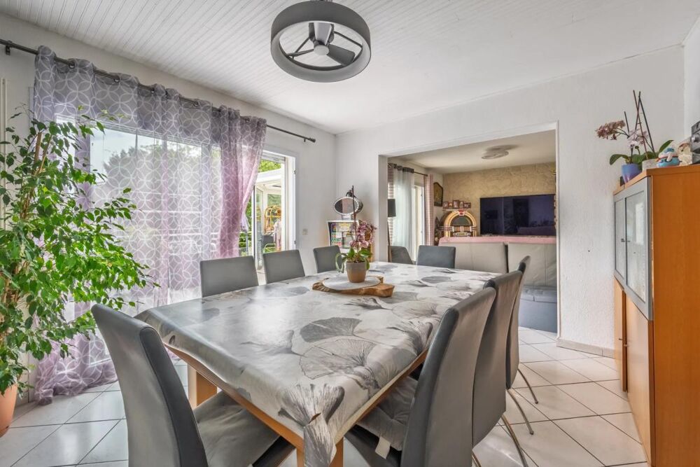 Maison de 7 pièces de 240 m² à Choisy-le-Roi